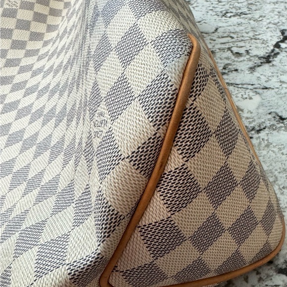 Authentic Louis Vuitton Delightful MM - Picture 12 of 12
